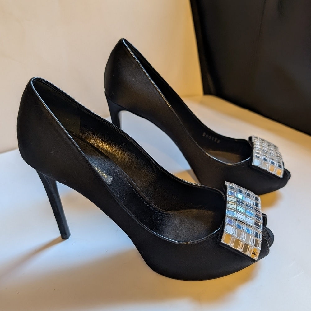 Louis Vuitton Black Satin Embellished Peep Toe Pumps Size 36.5 in EUC